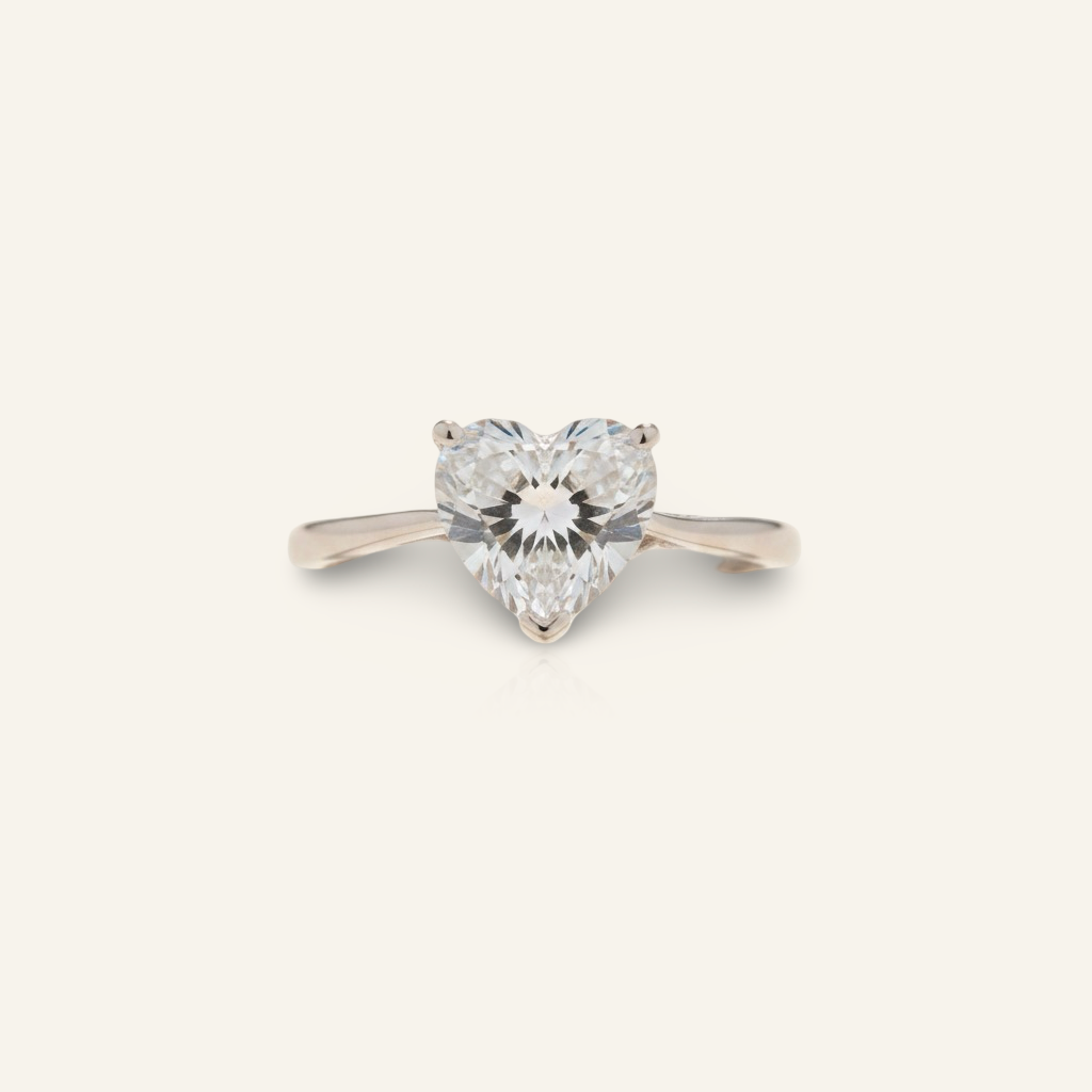 Lumière Heart Solitaire Ring – D’OR Jewelry