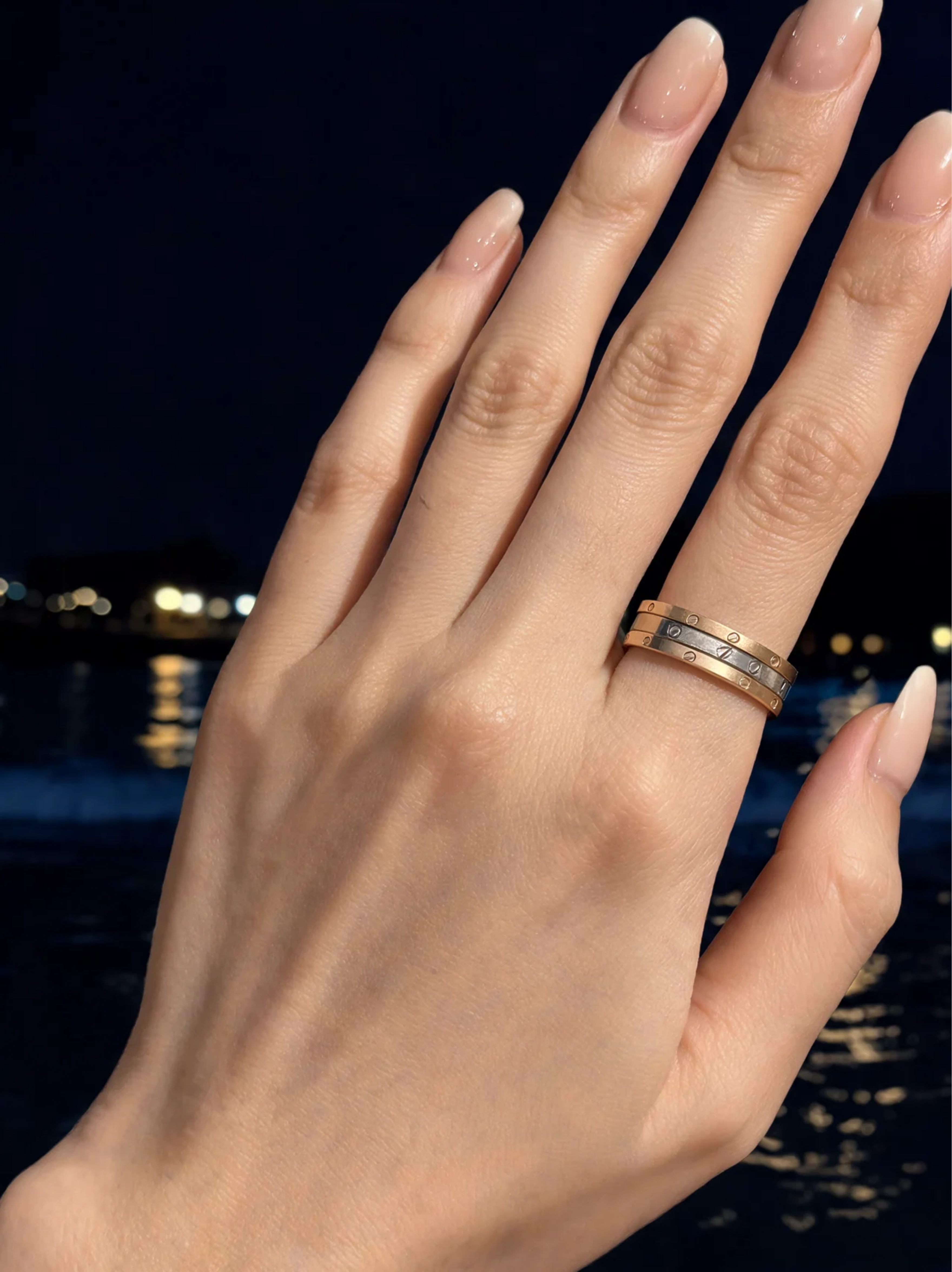 Golden Hour Band en uso – D’OR Jewelry