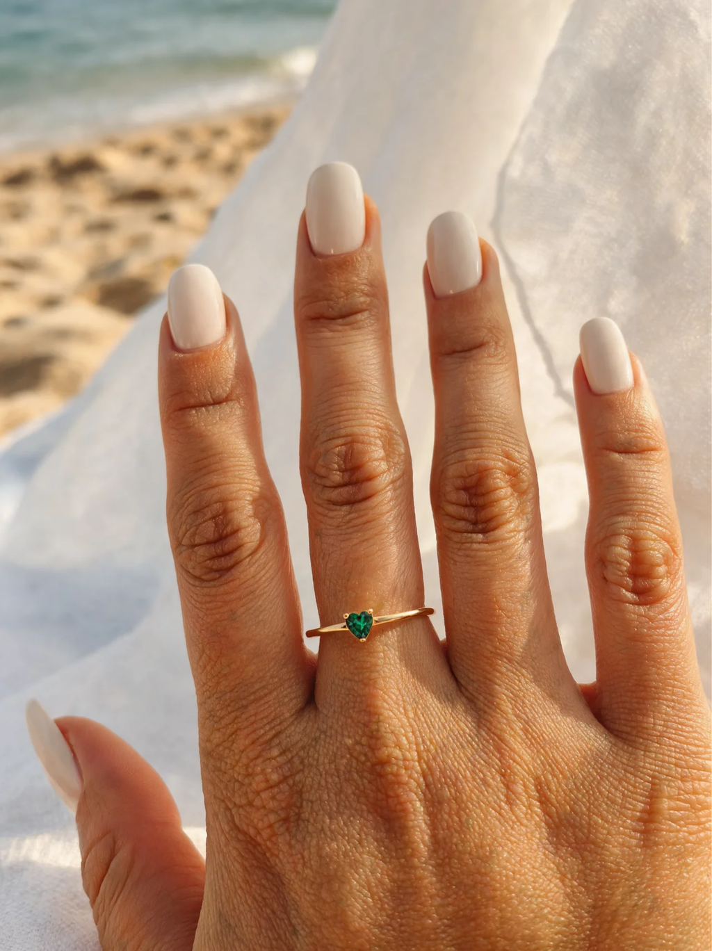 Palm Heart Ring en uso – D’OR Jewelry